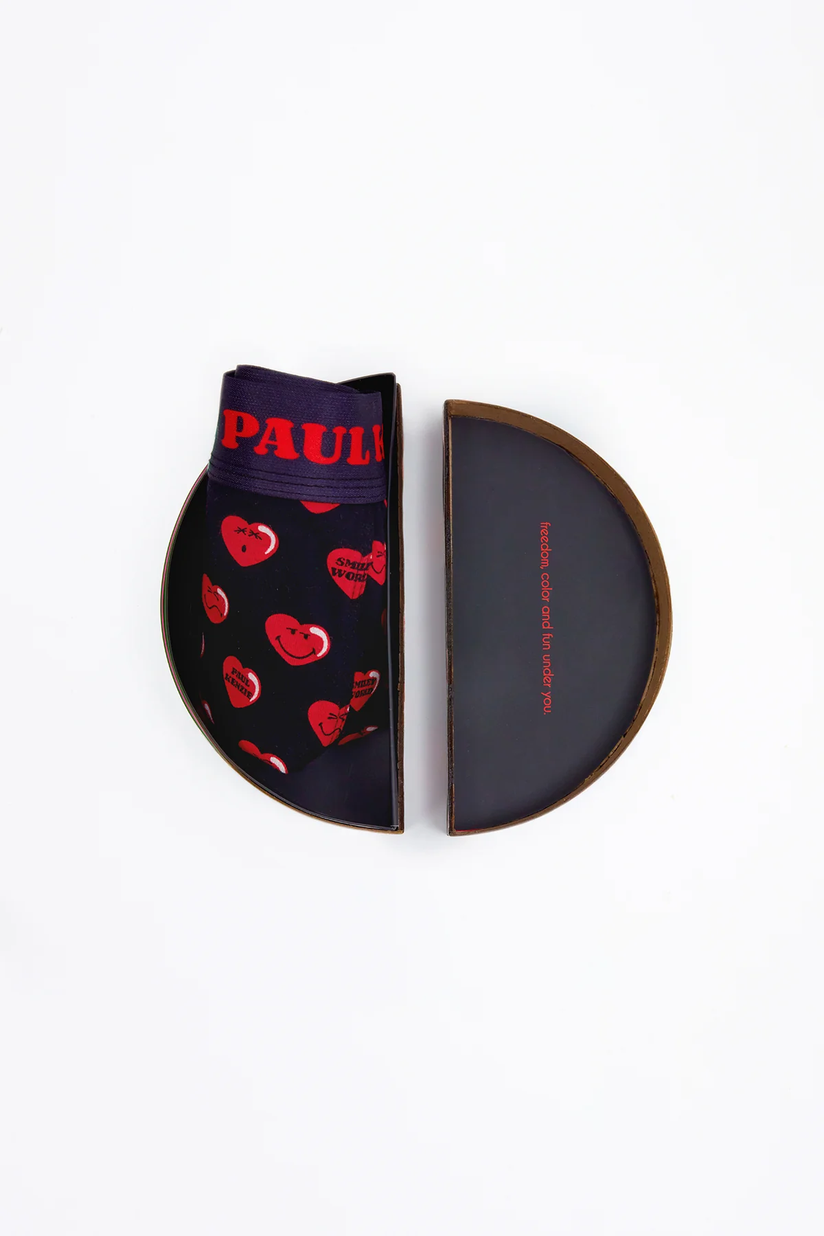 Paul Kenzie | SmileyWorld - Couple Collection 1 - Image 12